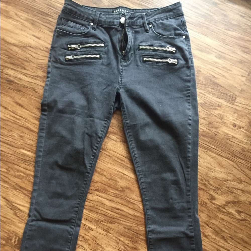 Bullhead Size 28 Black Skinny Jeans